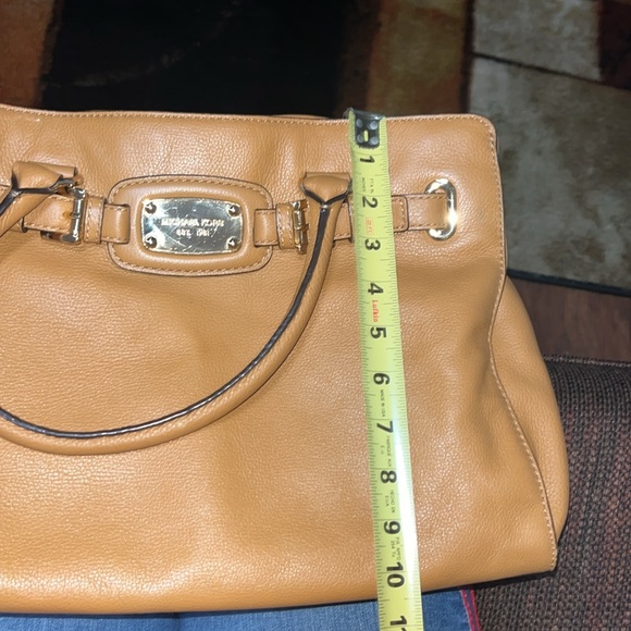 Michael Kors Large Leather Hamilton Satchel Tote Bag - Picture 14 of 16